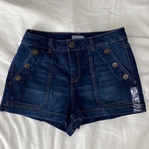 SO Jean shorts
